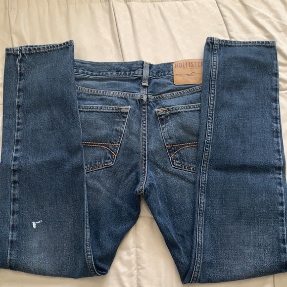 - Hollister Jean Slim Straight - Picture 2 of 5